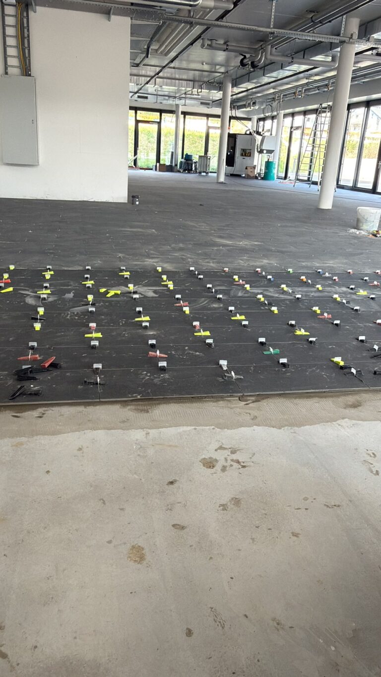 Intérieur - chantier de carrelage à Toulon